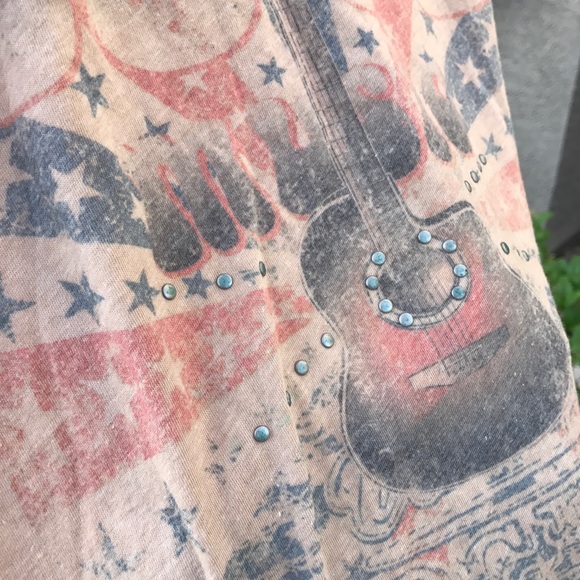 ❌DONATED❌ "Love Music" Vintage Tee - Picture 3 of 8